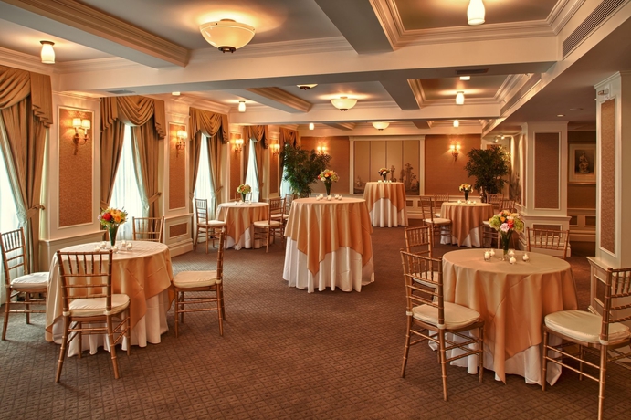 Imagen de los interiores del Hotel Plaza Athenee, Nueva York. Foto 8