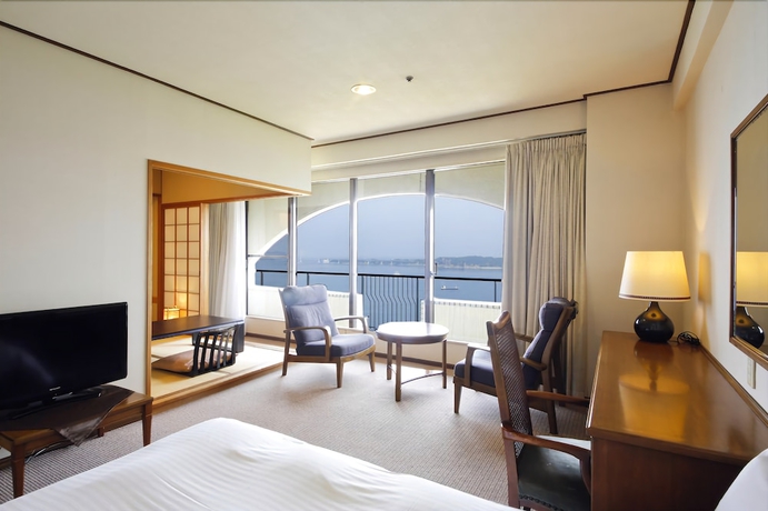 Imagen de la habitación del Hotel Plaza Awajishima. Foto 4