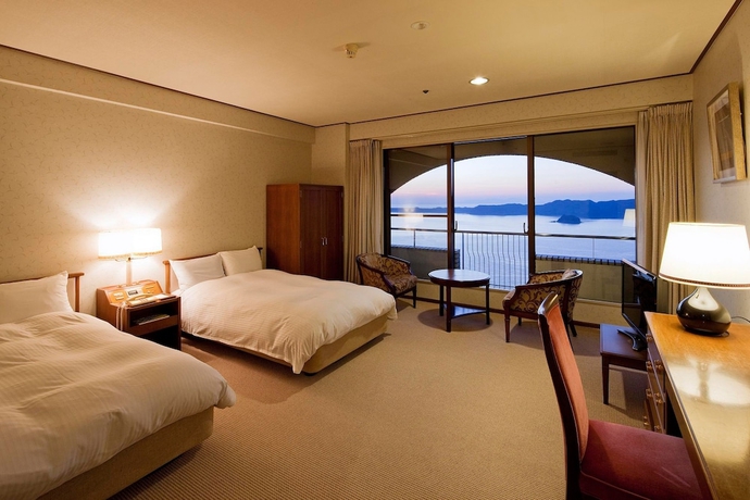 Imagen de la habitación del Hotel Plaza Awajishima. Foto 6