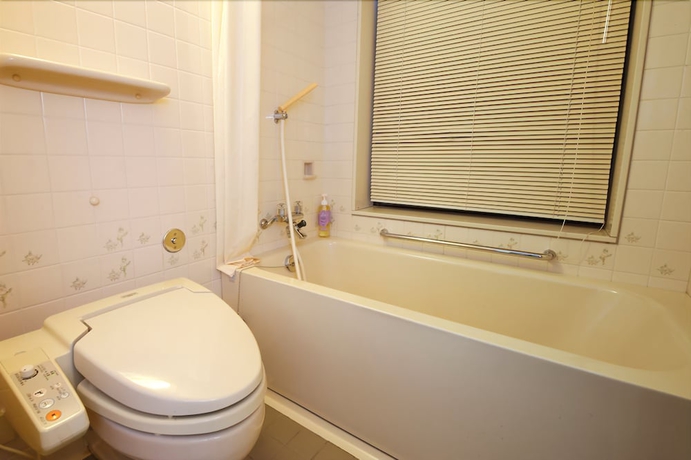 Imagen de la habitación del Hotel Plaza Awajishima. Foto 9