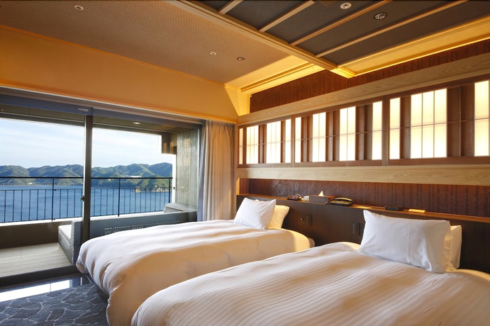 Imagen de la habitación del Hotel Plaza Awajishima. Foto 18