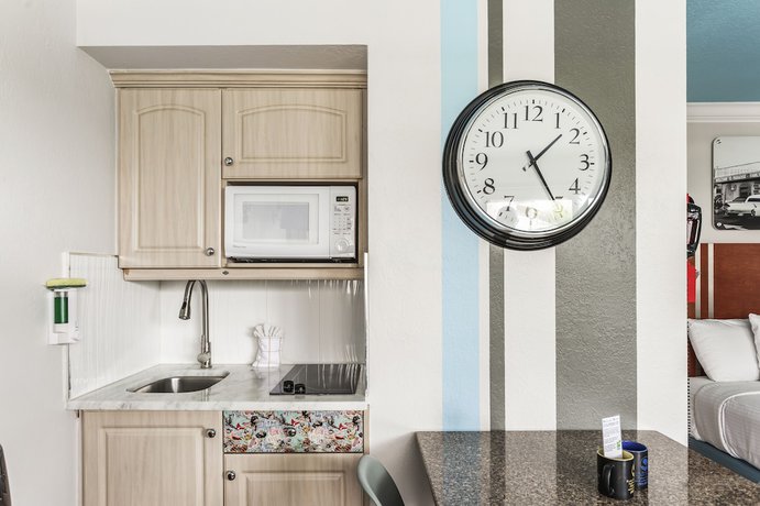 Imagen de la habitación del Hotel Plaza Beach Beachfront Resort. Foto 12