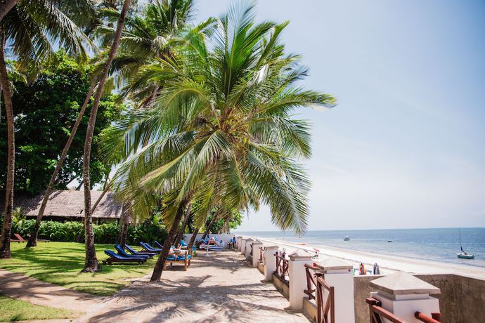 Imagen de los exteriores del Hotel Plaza Beach, MOMBASA. Foto 12