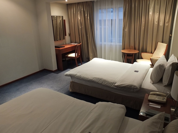 Imagen de la habitación del Hotel Plaza, Beirut. Foto 4