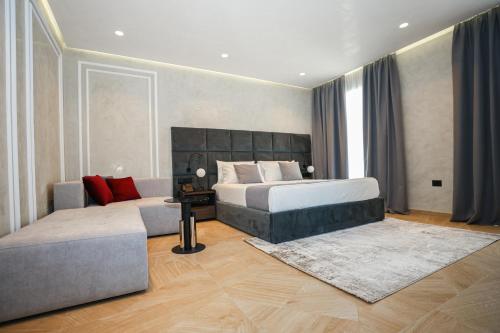 Imagen de la habitación del Hotel Plaza Berat. Foto 17