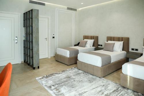 Imagen de la habitación del Hotel Plaza Berat. Foto 19