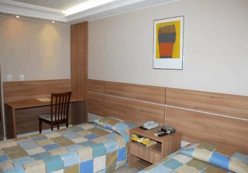 Imagen de la habitación del Hotel Plaza Bittar. Foto 8