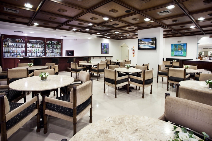 Imagen de los interiores del Hotel Plaza Blumenau. Foto 8