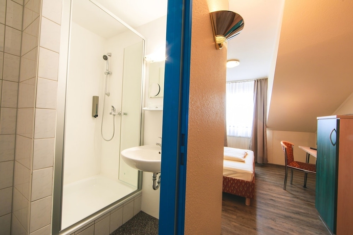 Imagen de la habitación del Hotel Plaza Bruchsal. Foto 7