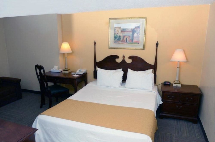 Imagen de la habitación del Hotel Plaza Calzada. Foto 5