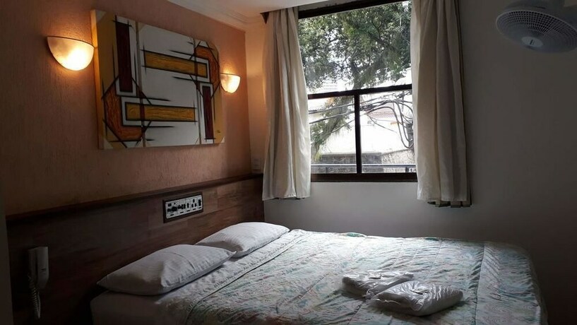 Imagen de la habitación del Hotel Plaza Campo Grande. Foto 23