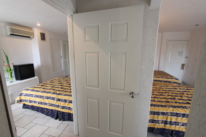 Imagen de la habitación del Hotel Plaza Caribe. Foto 5