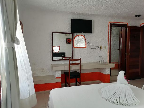 Imagen de la habitación del Hotel Plaza Carrillo\'s. Foto 14