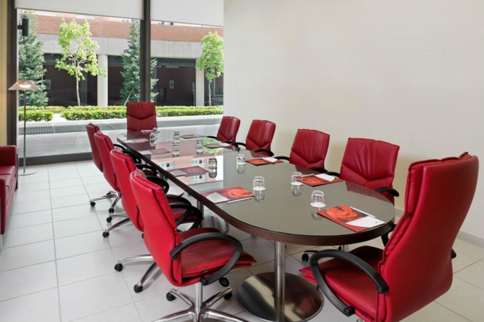 Imagen de los interiores del Hotel Plaza Caserta. Foto 10