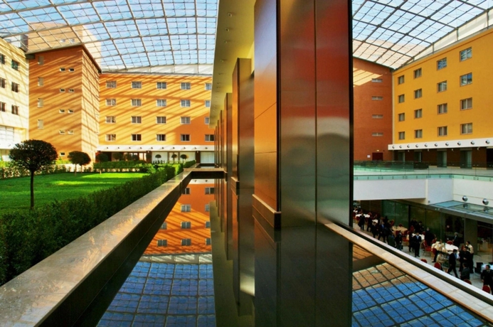 Imagen de los interiores del Hotel Plaza Caserta. Foto 14