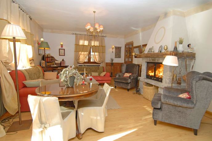 Imagen de los interiores del Hotel Plaza, Castejon de Sos. Foto 8