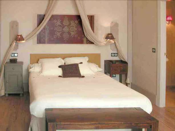 Imagen de la habitación del Hotel Plaza, Castejon de Sos. Foto 6