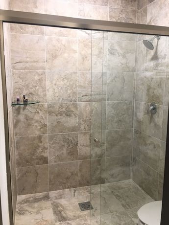 Imagen de la habitación del Hotel Plaza Catedral. Foto 15