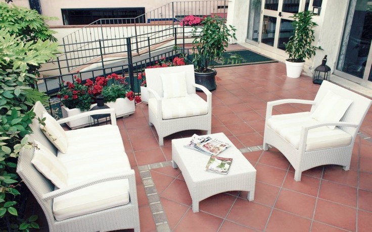 Imagen de los exteriores del Hotel Plaza, Cattolica. Foto 11