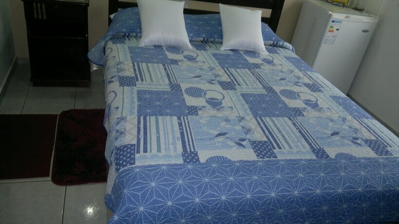 Imagen de la habitación del Hotel Plaza Center. Foto 16