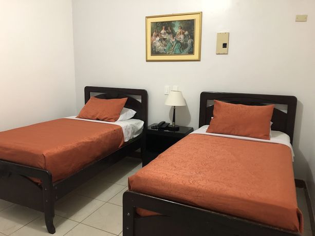 Imagen de la habitación del Hotel Plaza Central. Foto 6