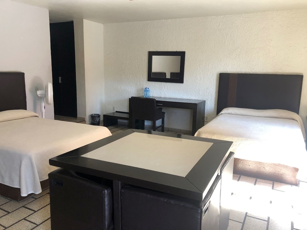 Imagen de la habitación del Hotel Plaza Centro. Foto 6