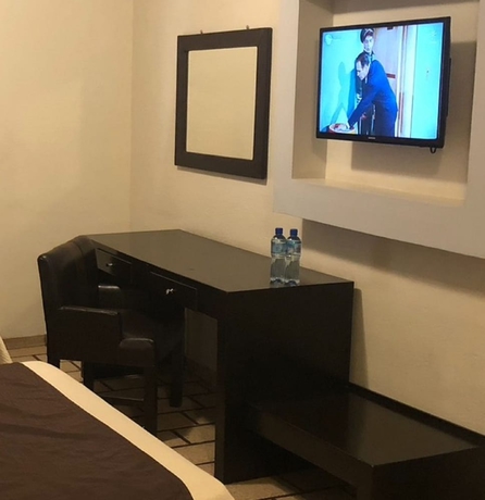 Imagen de la habitación del Hotel Plaza Centro. Foto 14