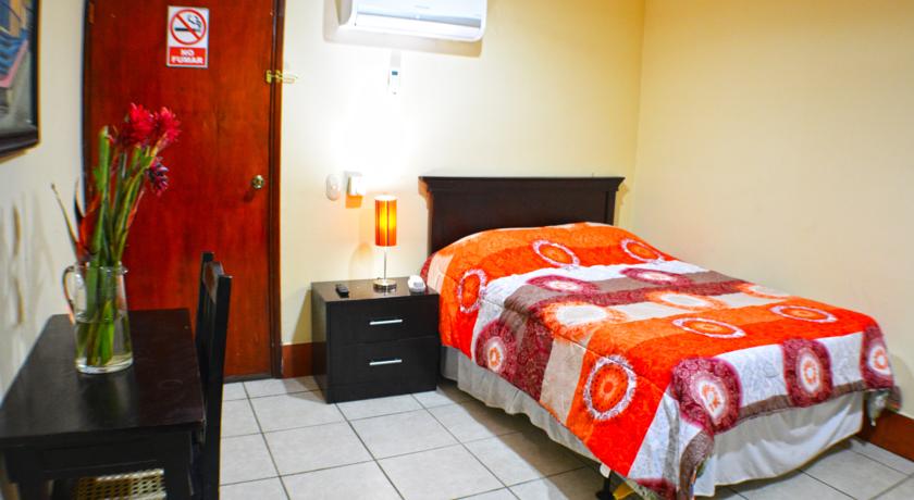 Imagen de la habitación del Hotel Plaza Cosiguina. Foto 4