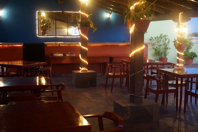 Imagen de la piscina del Hotel Plaza Cozumel. Foto 13