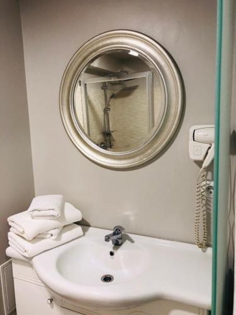 Imagen general del Hotel Plaza, Craiova. Foto 3