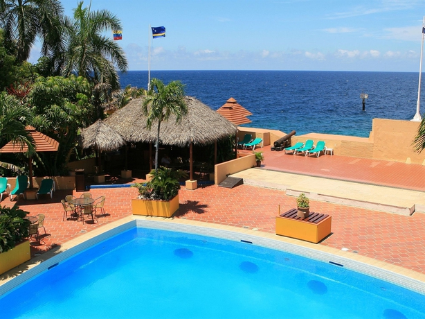 Imagen de la piscina del Hotel Plaza Curacao. Foto 8