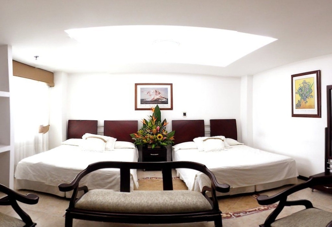 Imagen de la habitación del Hotel Plaza De Las Americas. Foto 11