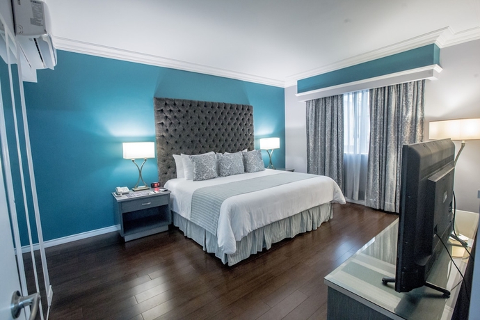 Imagen de la habitación del Hotel Plaza De Oro. Foto 2
