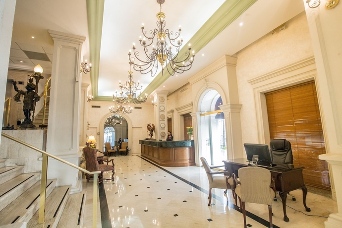 Imagen de los interiores del Hotel Plaza De Oro. Foto 15
