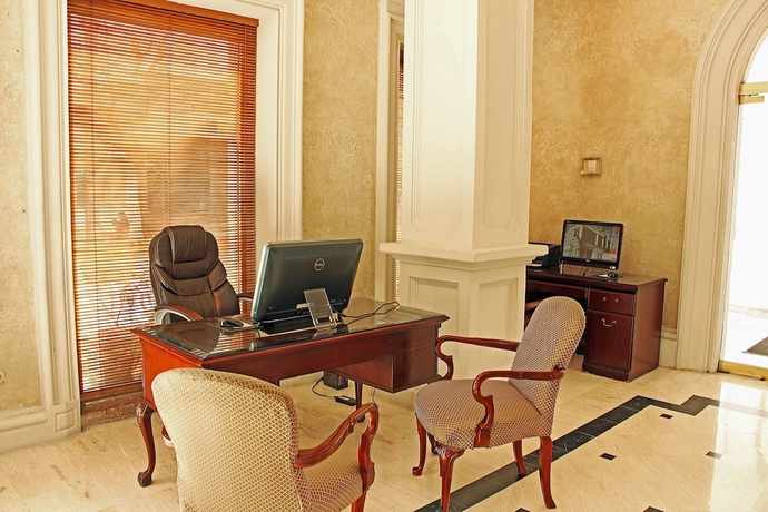 Imagen de los interiores del Hotel Plaza De Oro. Foto 16