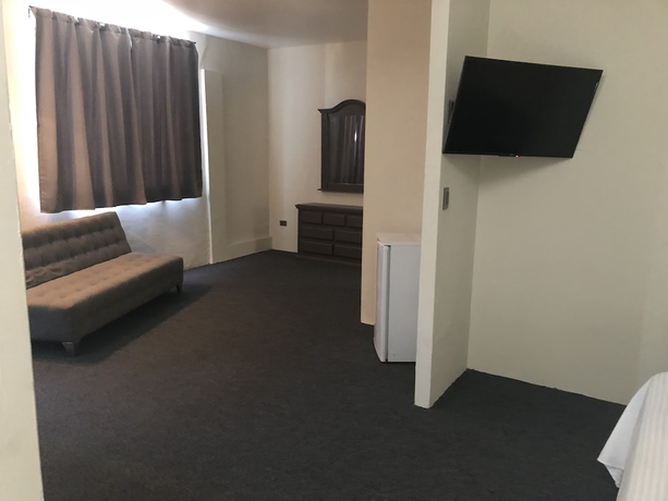 Imagen de la habitación del Hotel Plaza Del Arco. Foto 7