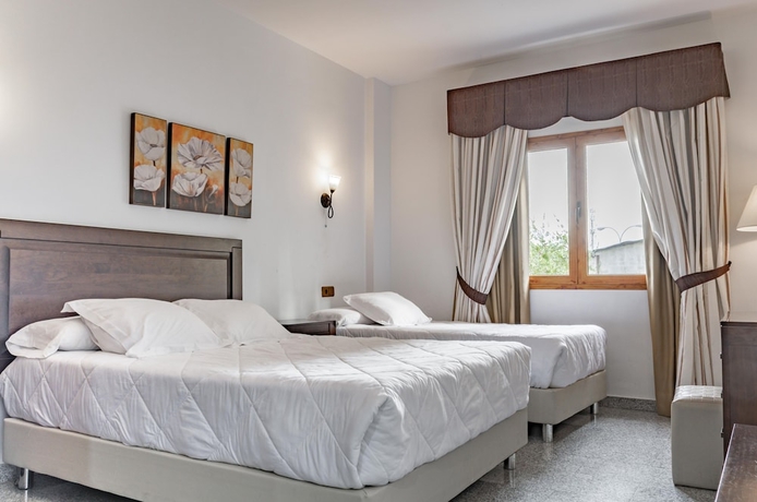 Imagen de la habitación del Hotel Plaza Del Castillo. Foto 15