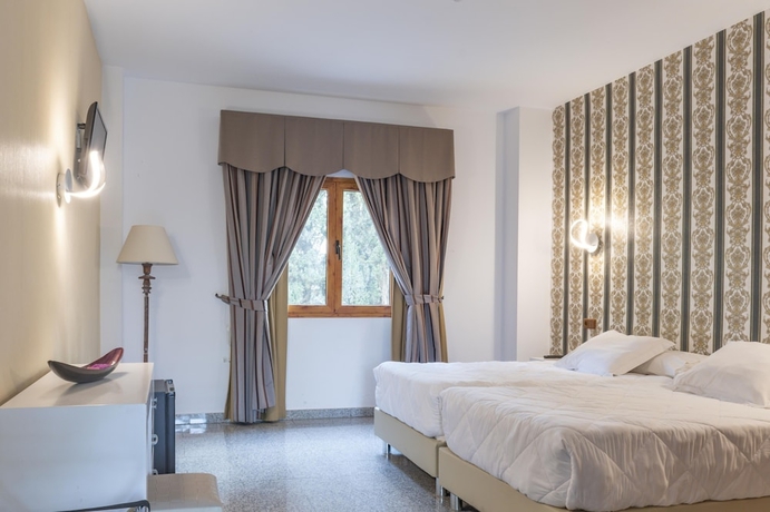 Imagen de la habitación del Hotel Plaza Del Castillo. Foto 16