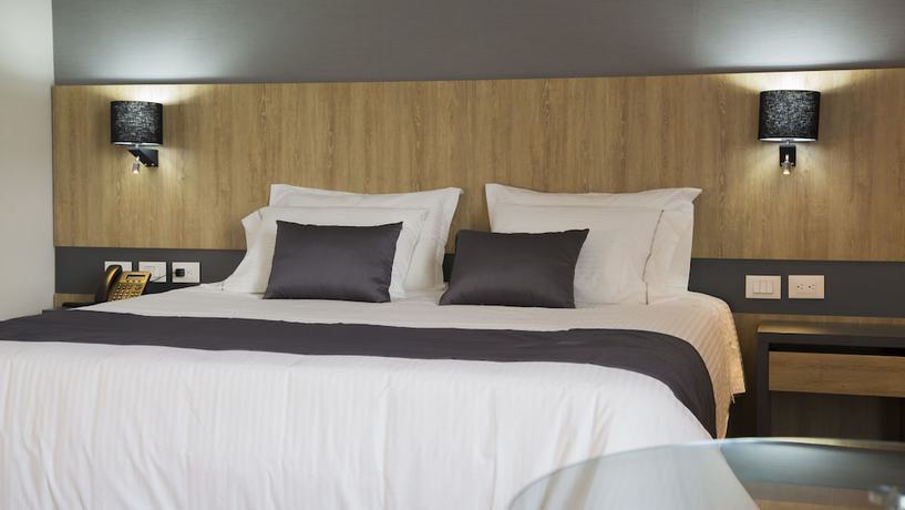 Imagen de la habitación del Hotel Plaza Del Lili. Foto 13