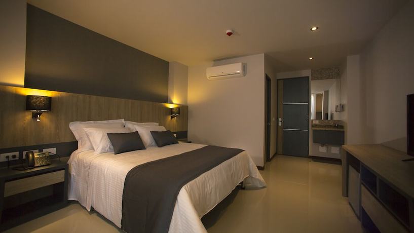 Imagen de la habitación del Hotel Plaza Del Lili. Foto 14
