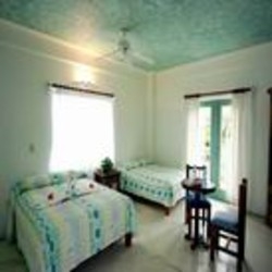 Imagen de la habitación del Hotel Plaza Delphinus. Foto 4