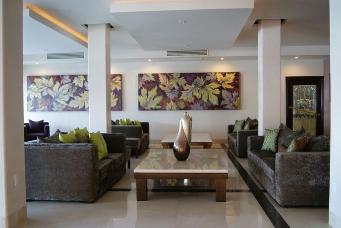 Imagen de los interiores del Hotel Plaza Diana. Foto 12