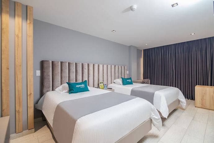 Imagen de la habitación del Hotel Plaza Doce. Foto 8