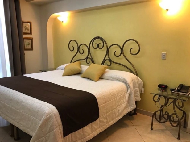 Imagen de la habitación del Hotel Plaza Ejecutivo. Foto 5