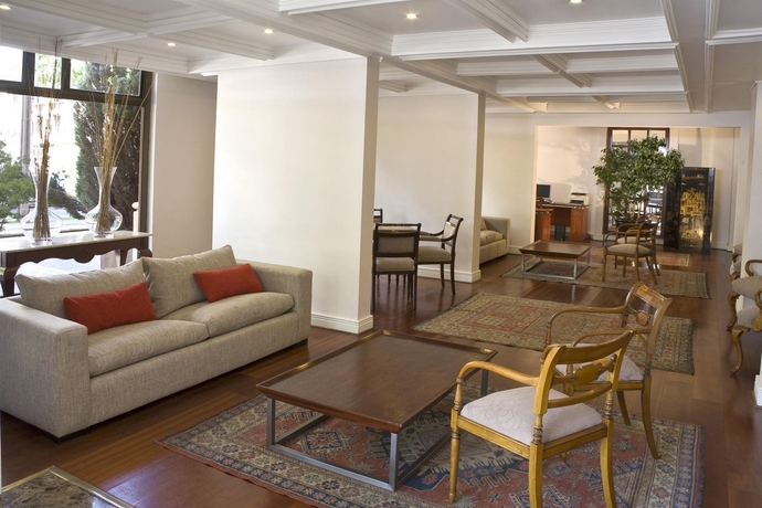 Imagen de los interiores del Hotel Plaza El Bosque San Sebastian. Foto 8