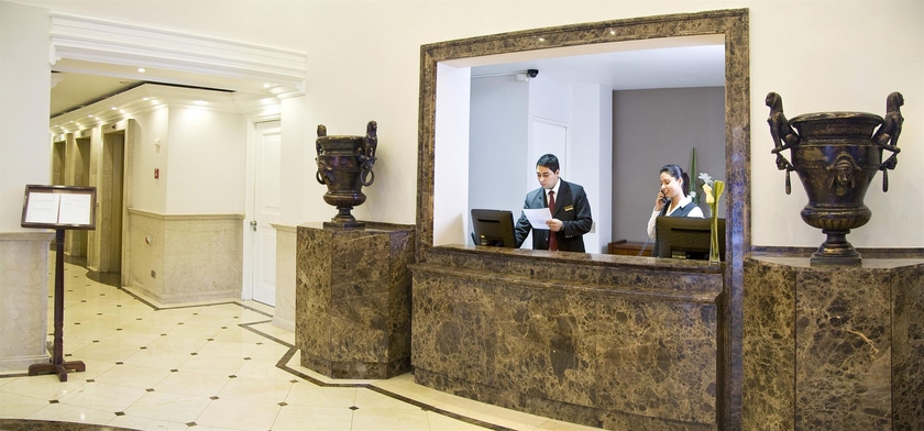 Imagen de los interiores del Hotel Plaza El Bosque San Sebastian. Foto 11