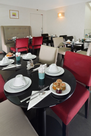 Imagen del bar/restaurante del Hotel Plaza Etoile. Foto 3