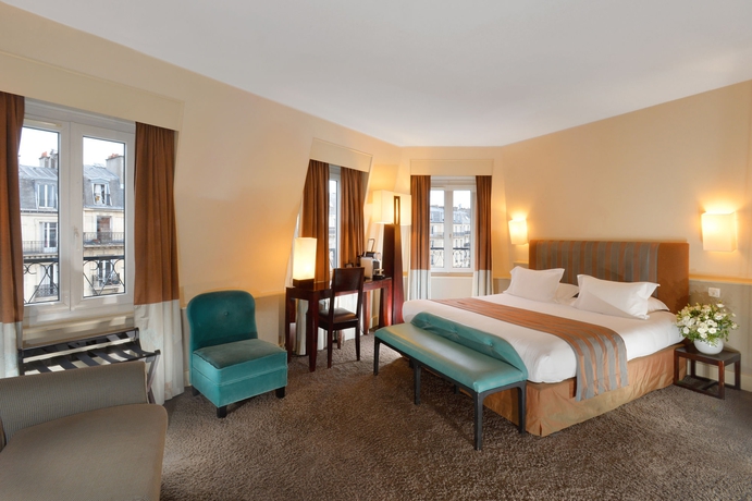 Imagen de la habitación del Hotel Plaza Etoile. Foto 9