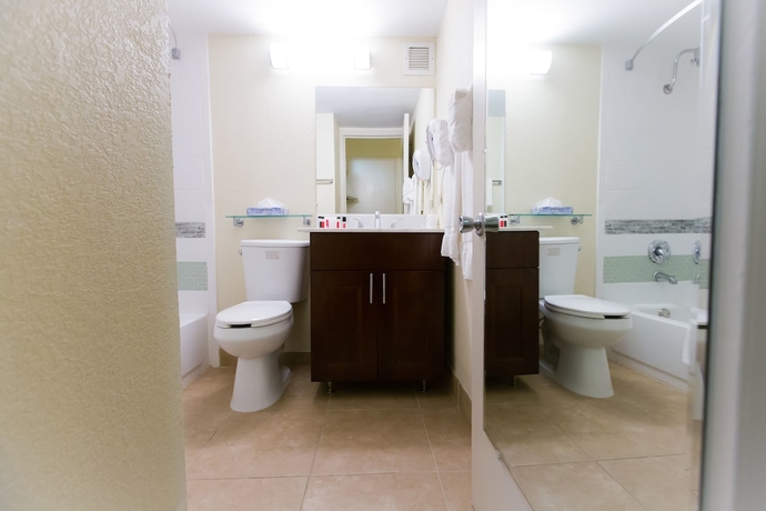 Imagen de la habitación del Hotel Plaza Fort Lauderdale. Foto 9