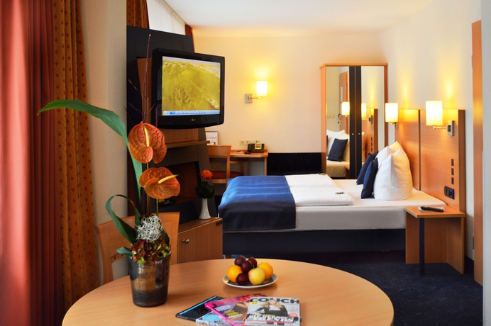 Imagen de la habitación del Hotel Plaza, Frankfurt. Foto 6